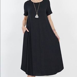 Midi- Zenana tunic dress black
